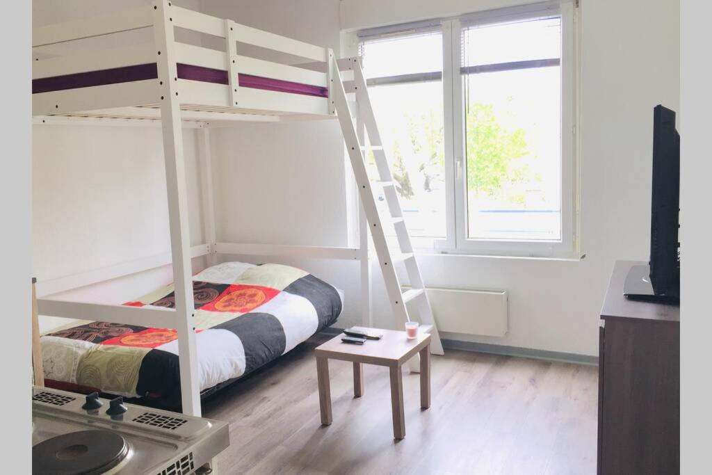 Studio Proche Université Et Hôpital - Tram A 2 Pas Appartement